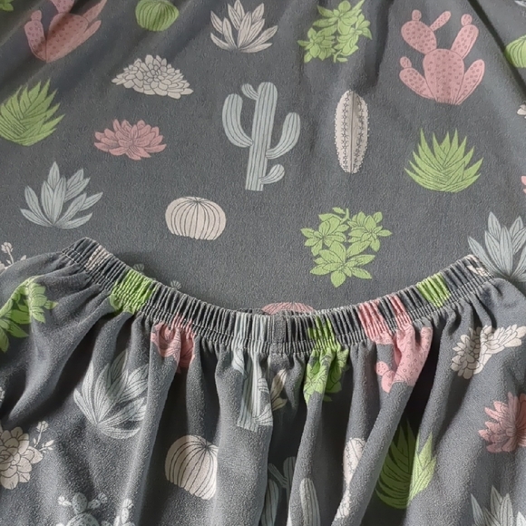 SHEIN Gray Cactus Print Pajama Set - Picture 8 of 8